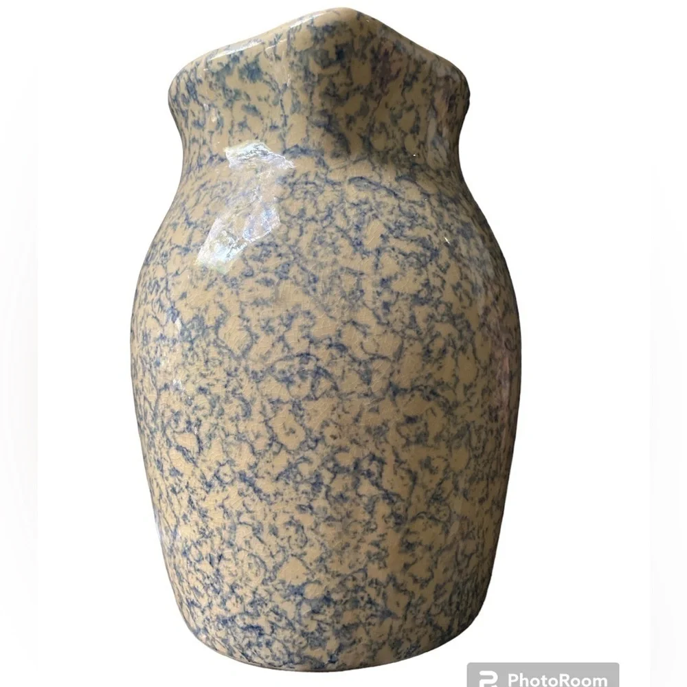 Vintage pottery pitcher blue sponge ware on beige 8.5